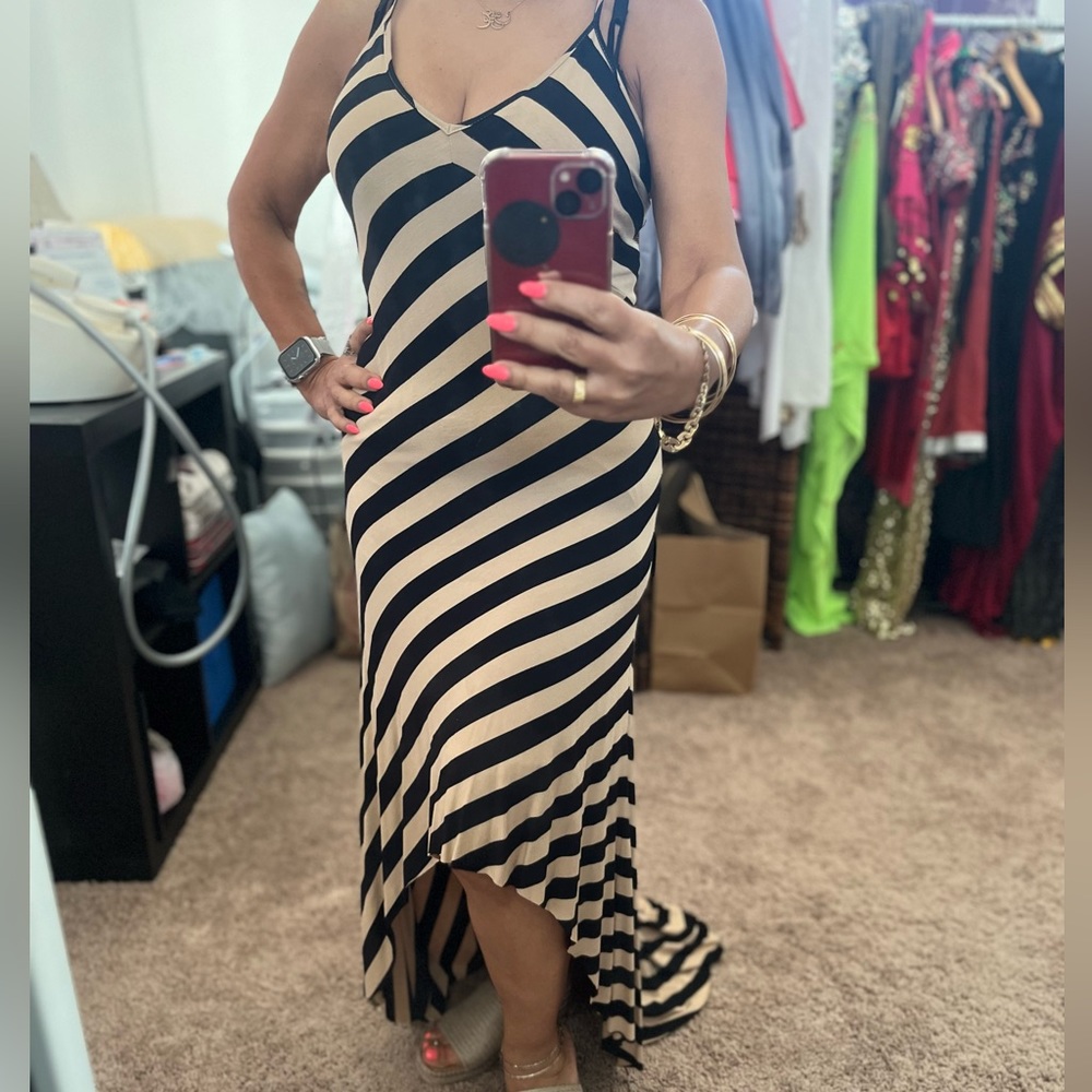 BEBE summer maxi dress